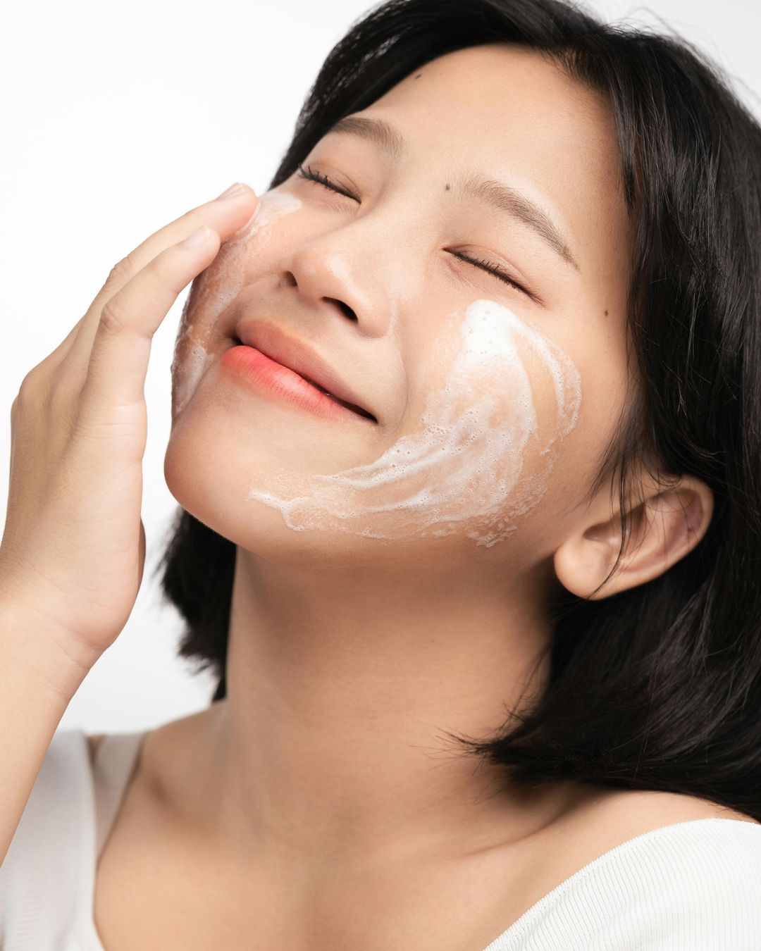Tips Glass Skin yang Beneran Kerja untuk Kulit Berjerawat! Tanpa Harus Nunggu Jerawat Hilang Semua